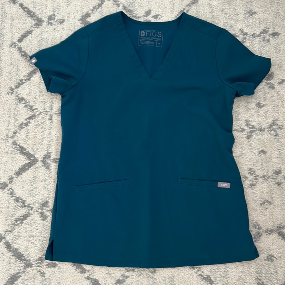 Figs Caribbean Blue Casma Srub Top
